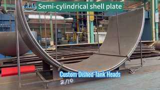 Producción especializada de placas laminadas segmentadas de medio cilindro para tanques de almacenamiento de gran tamaño.